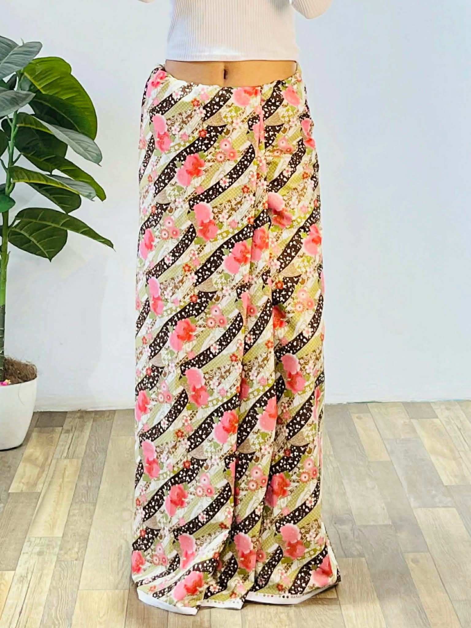 Wagara(Japanese) Lungi